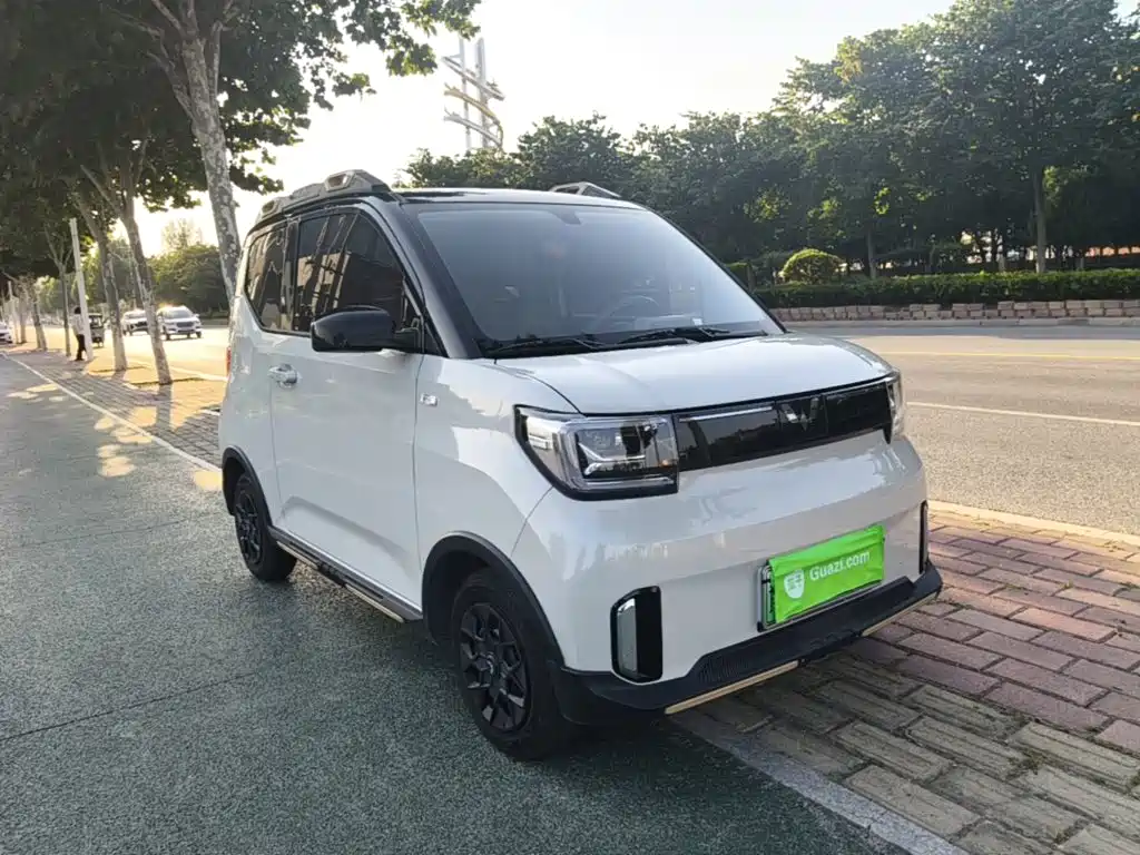 Wuling MINIEV — миниатюра 4