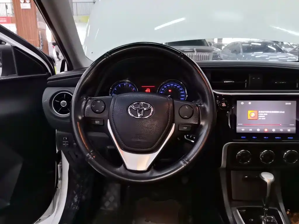 Toyota Corolla — миниатюра 11