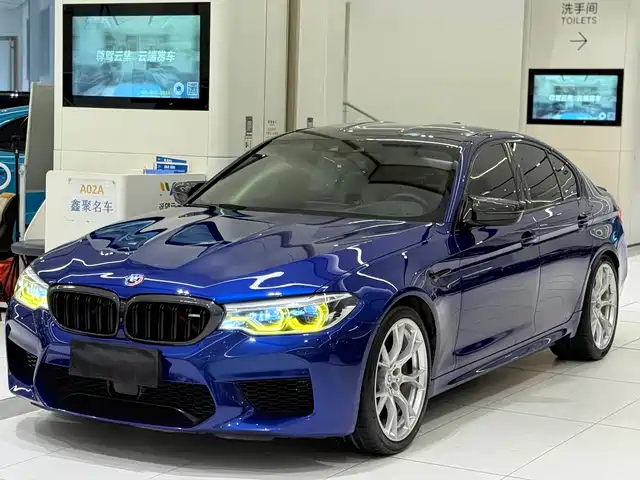 BMW M5 2021