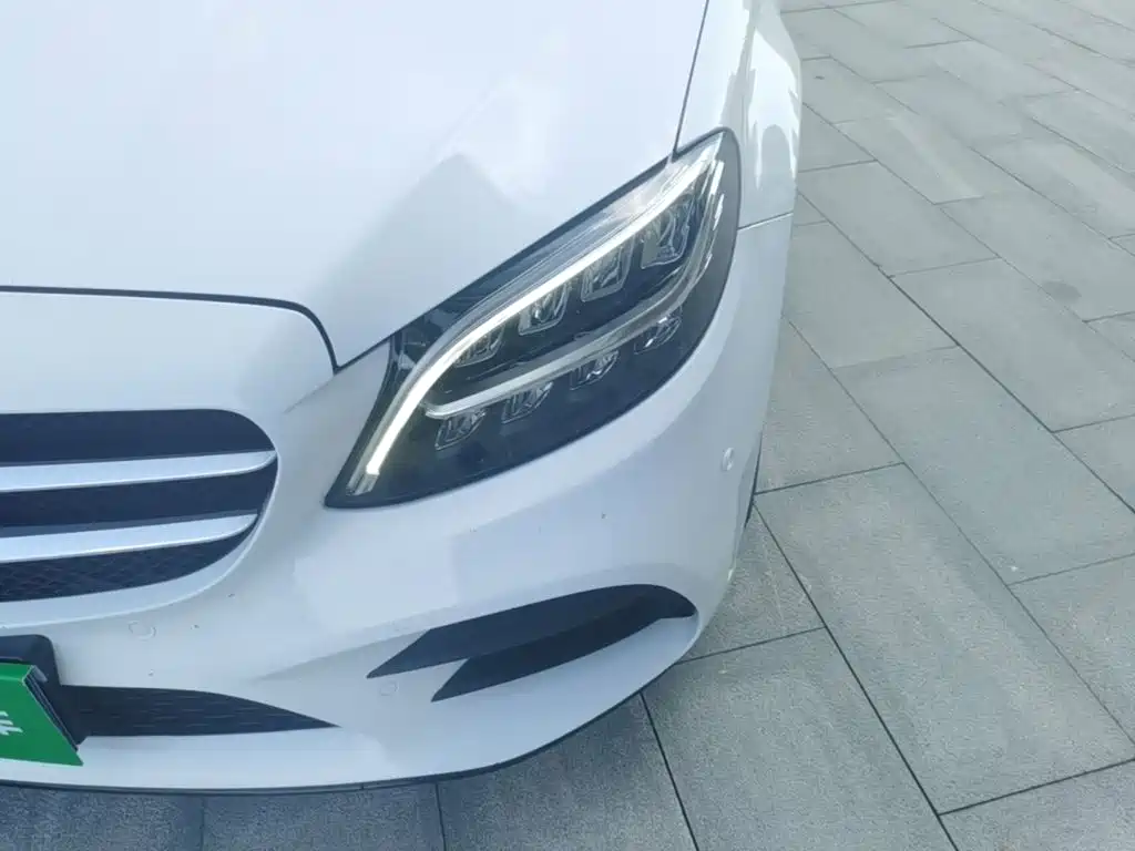 Mercedes-Benz C-Class — миниатюра 24