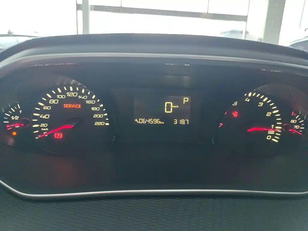 Peugeot 308 — миниатюра 12
