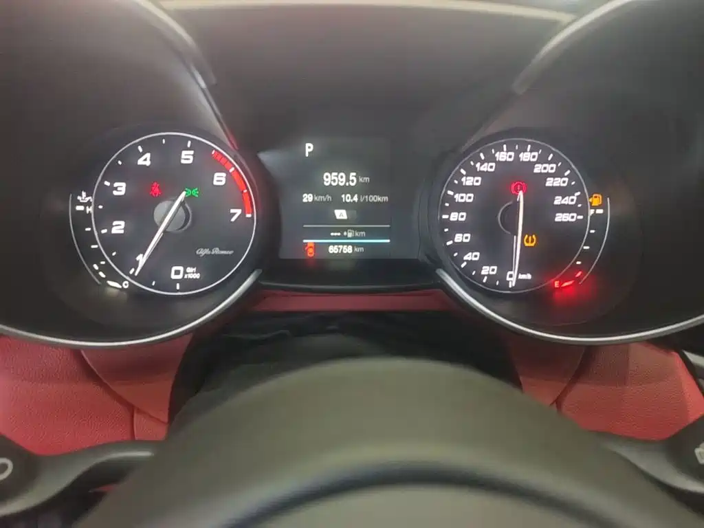Alfa Romeo Giulia — миниатюра 19