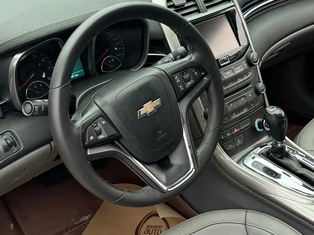 Chevrolet Malibu — миниатюра 16