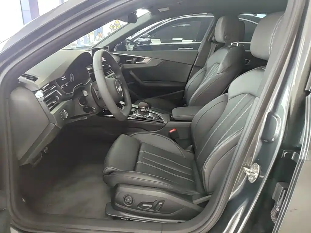 Audi A4L — миниатюра 15