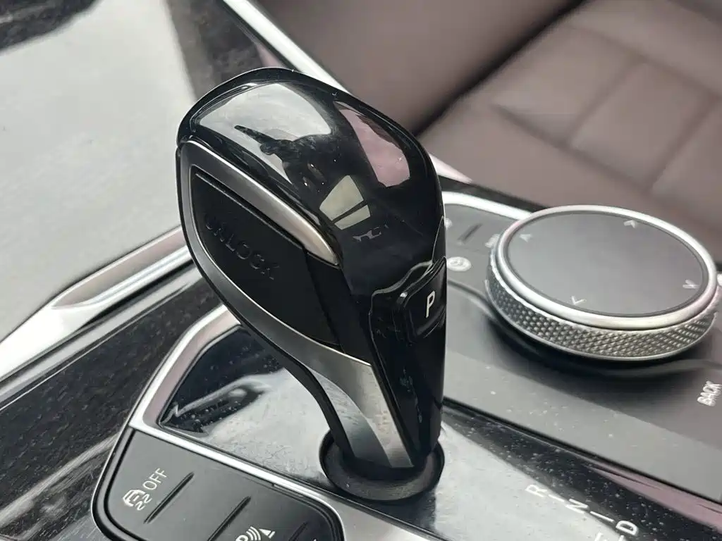 BMW 3 Series — миниатюра 15