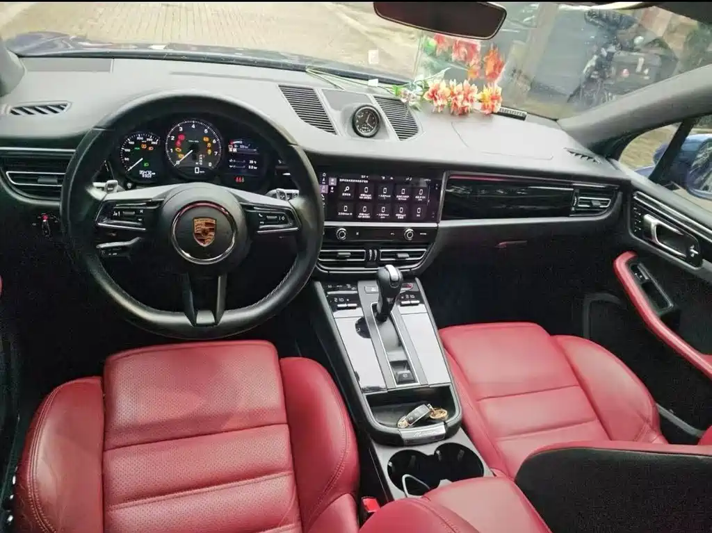 Porsche Macan — миниатюра 2