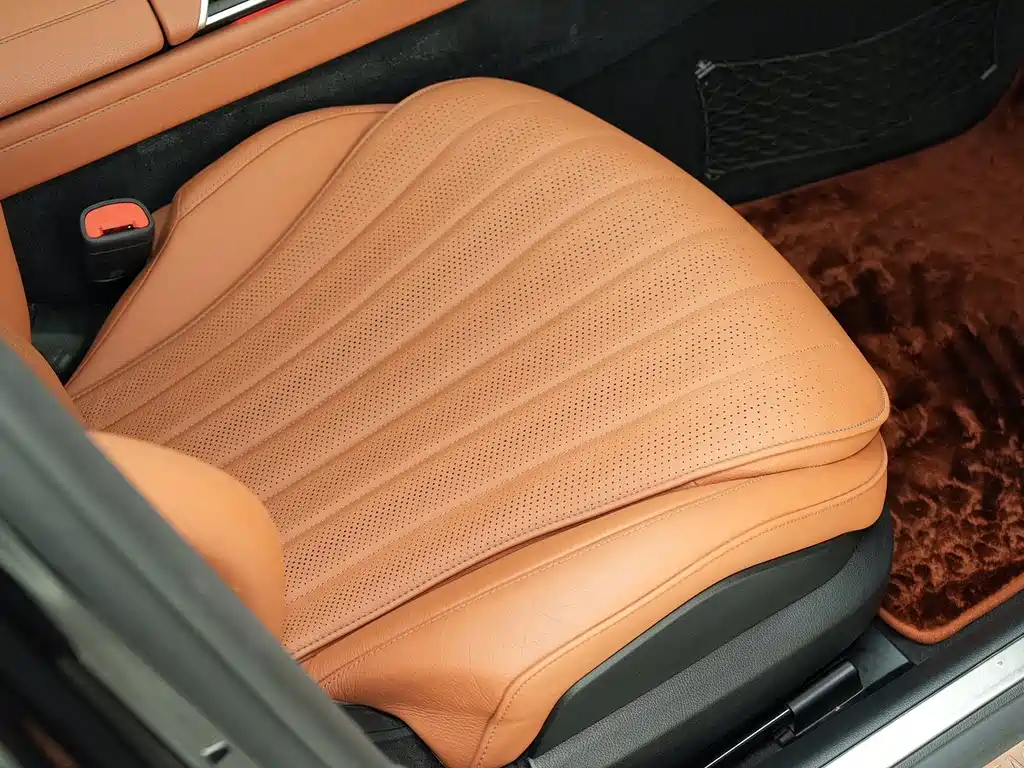 Mercedes-Benz S-Class — миниатюра 14