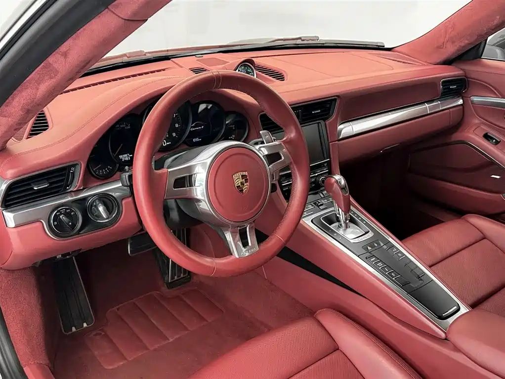 Porsche 911 2013 Carrera 4 3.4L