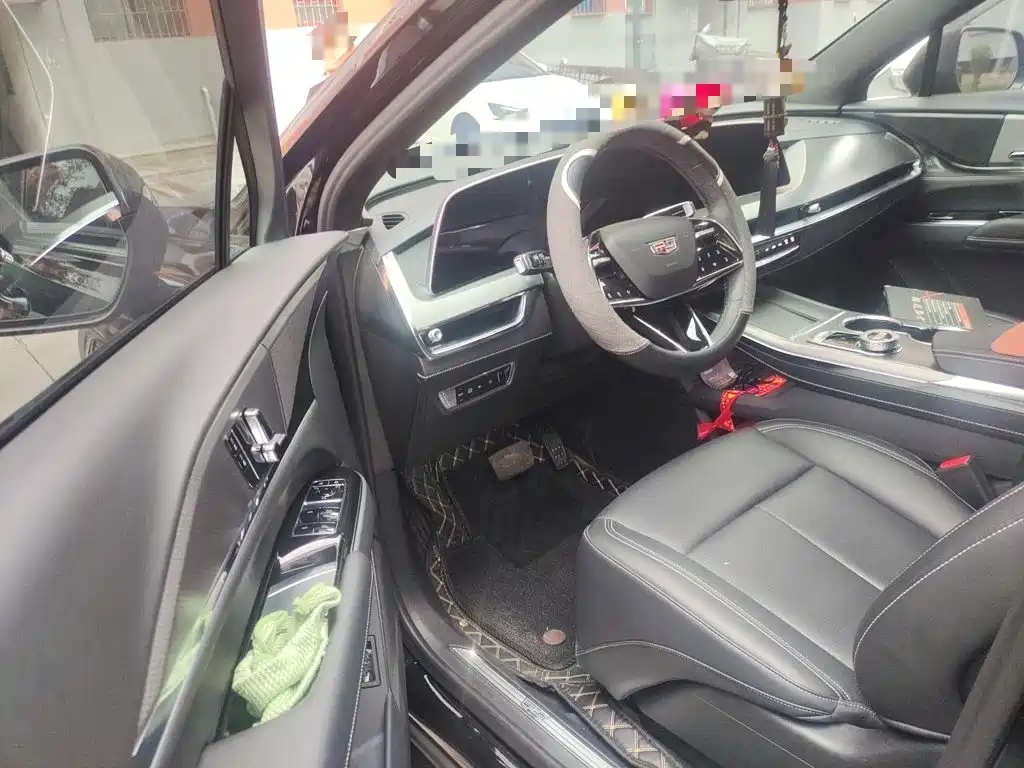 Cadillac XT5 — миниатюра 12