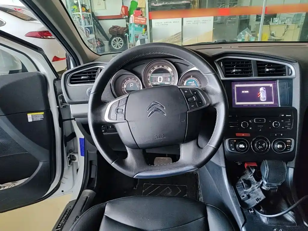 Citroen C4L — миниатюра 11