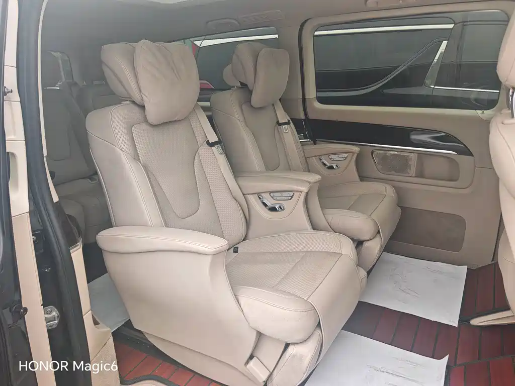 Mercedes-Benz V-Class — миниатюра 9