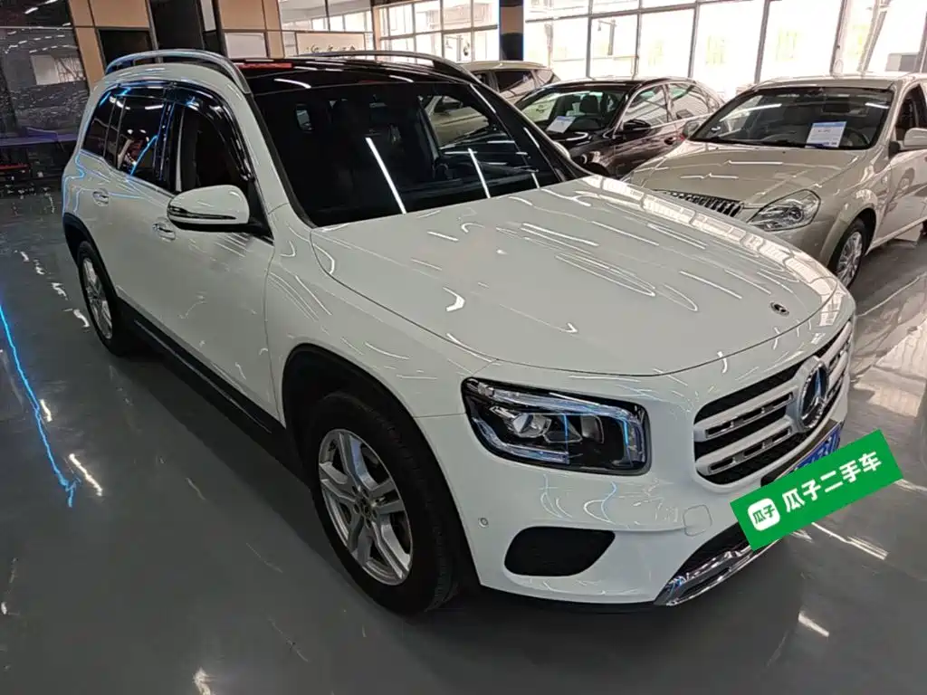 Mercedes-Benz GLB — миниатюра 4