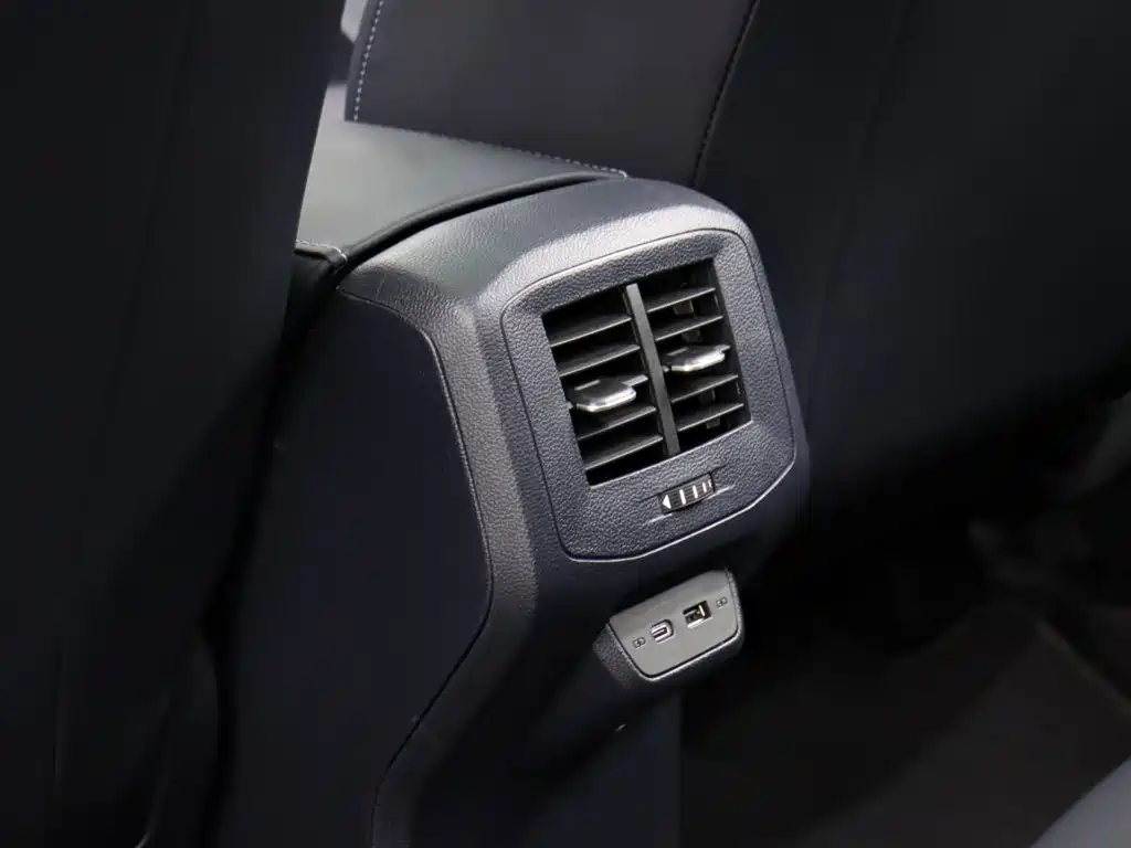 Volkswagen Tharu — миниатюра 25
