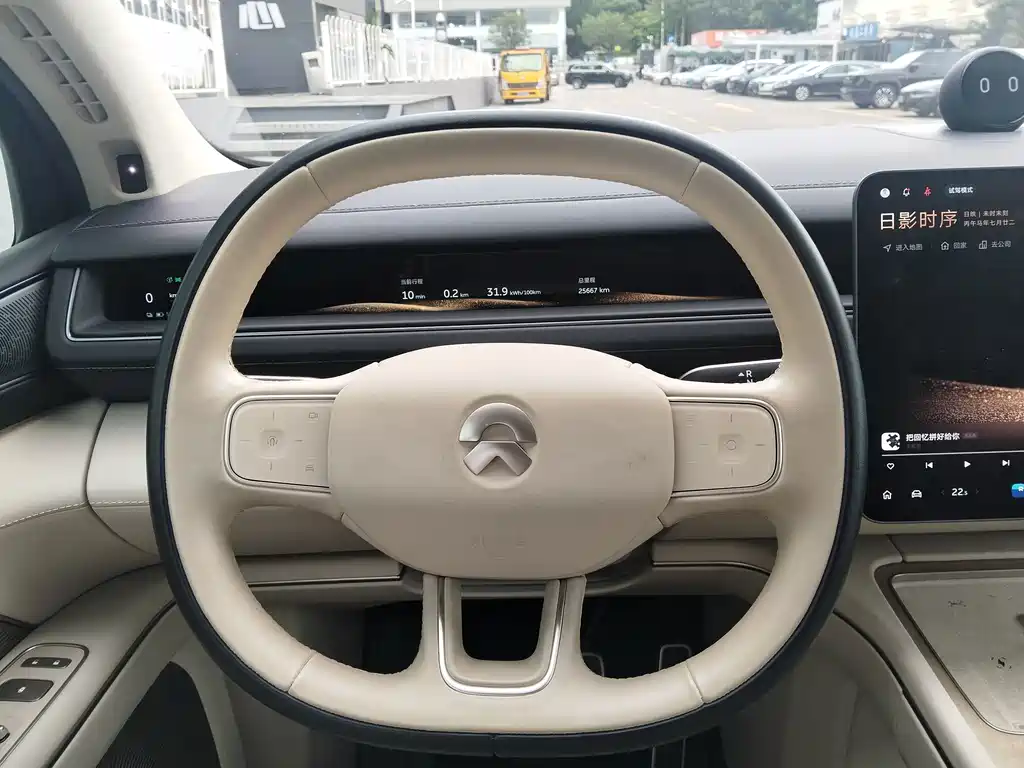 NIO ES8 — миниатюра 10