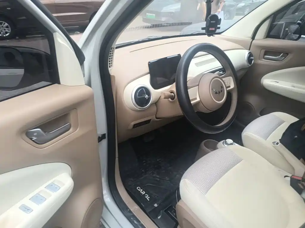 Wuling MINIEV — миниатюра 16
