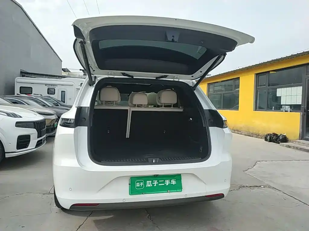 Li Auto Li L6 — миниатюра 19