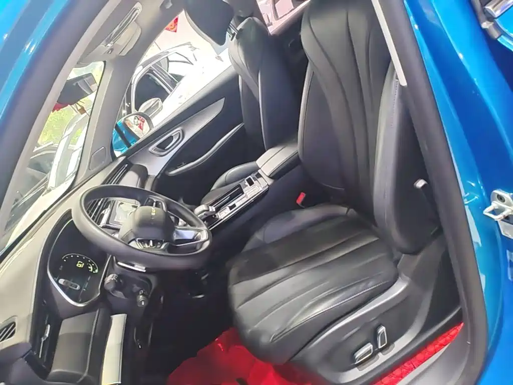 Roewe RX5 MAX — миниатюра 15