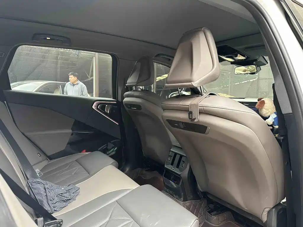BMW X3 — миниатюра 7