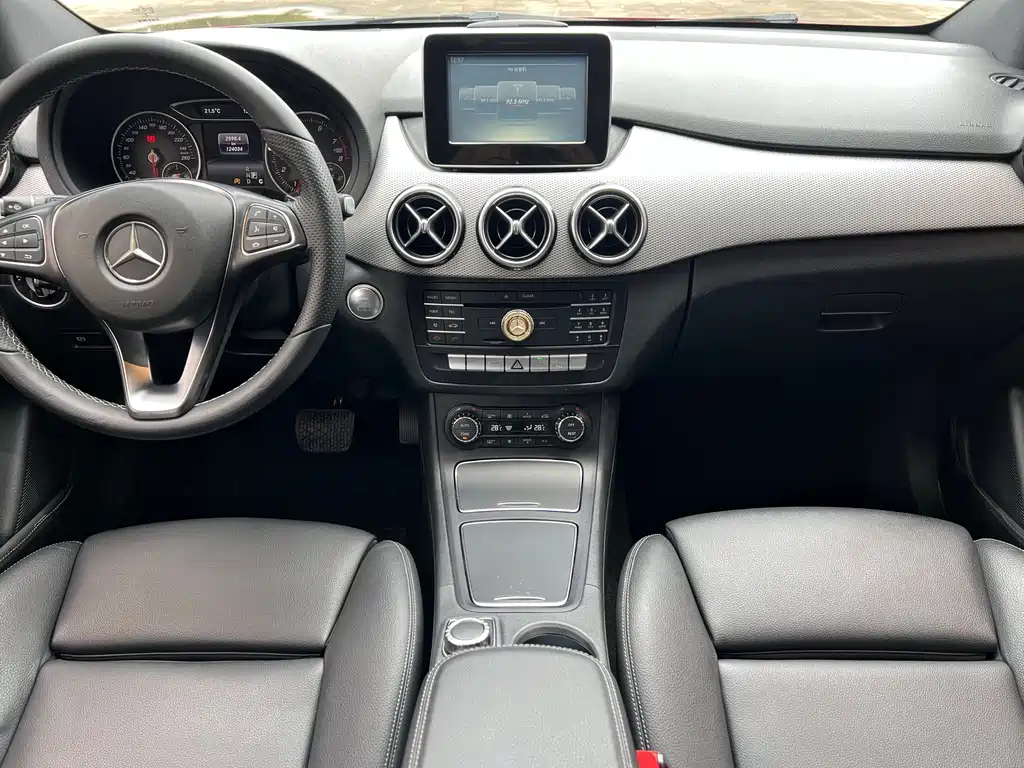 Mercedes-Benz B-Class B 2015 B 200 Fashion