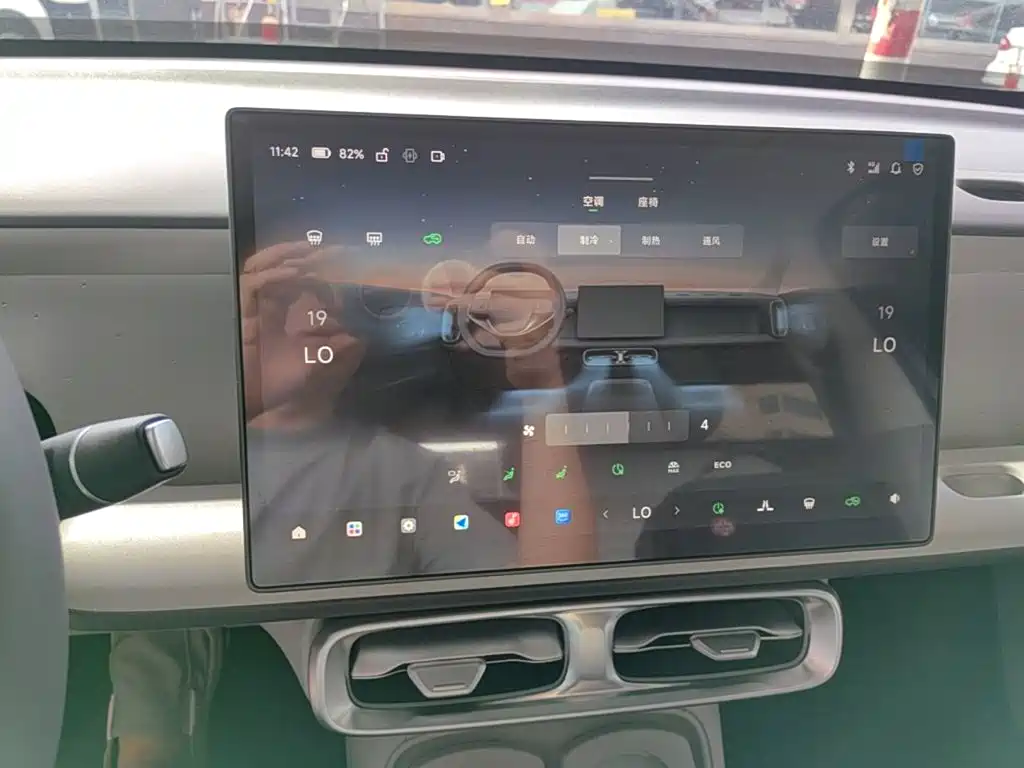 Leapmotor Leapmotor B10 — миниатюра 13