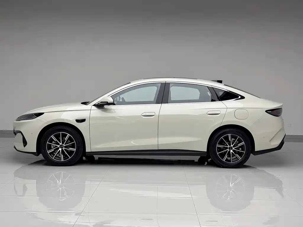 BYD SEAL 06 NEW ENERGY