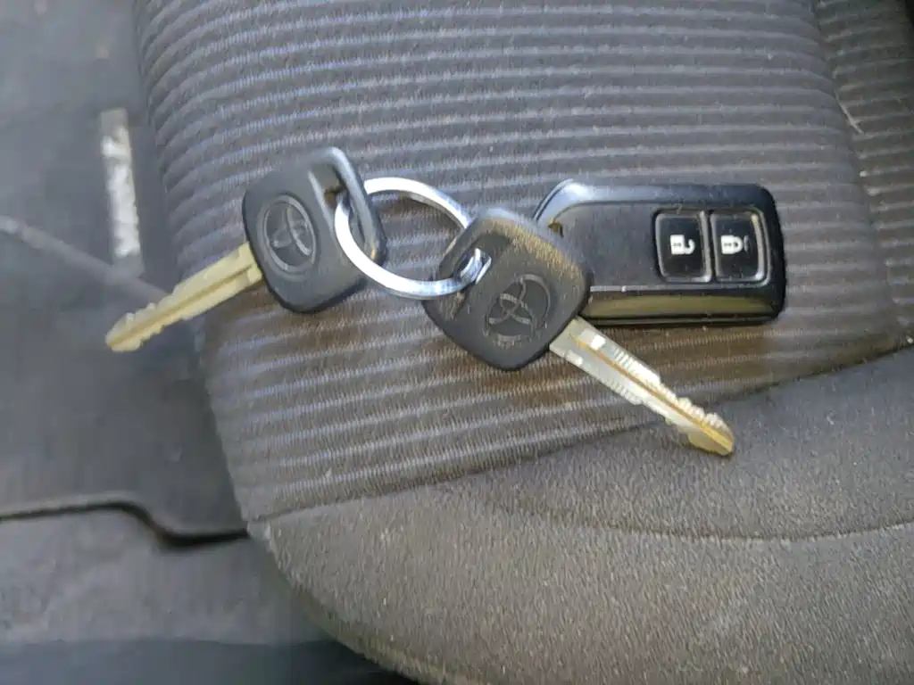 Toyota Yaris L — миниатюра 9