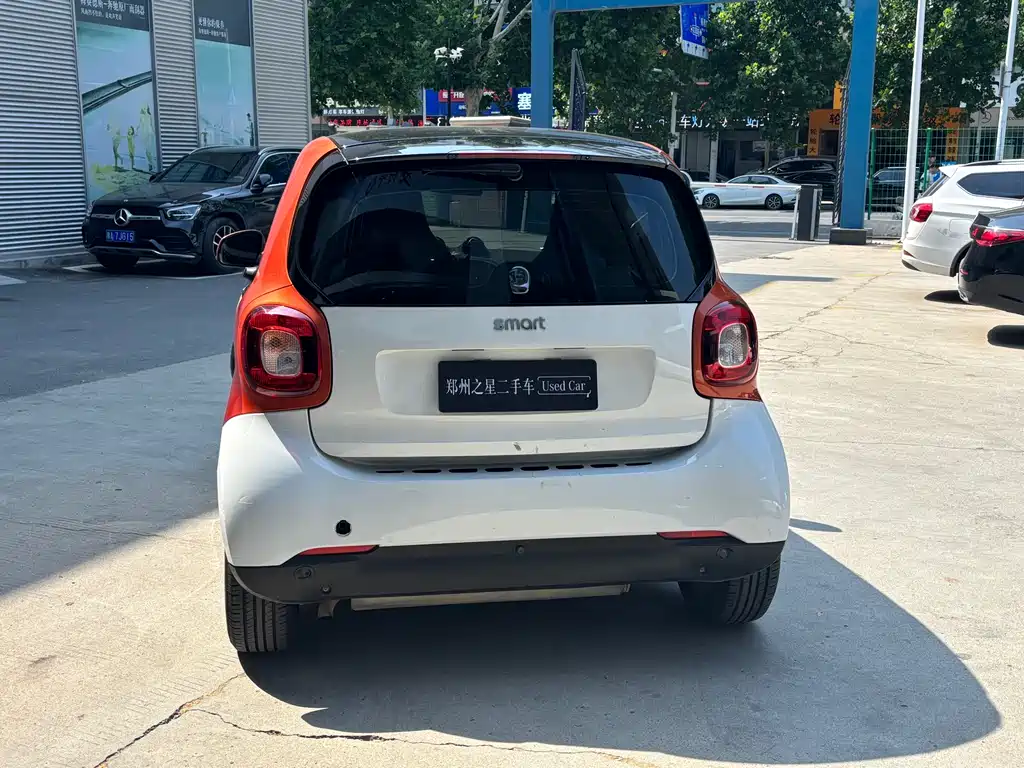 Smart fortwo 2015 1.0L 52