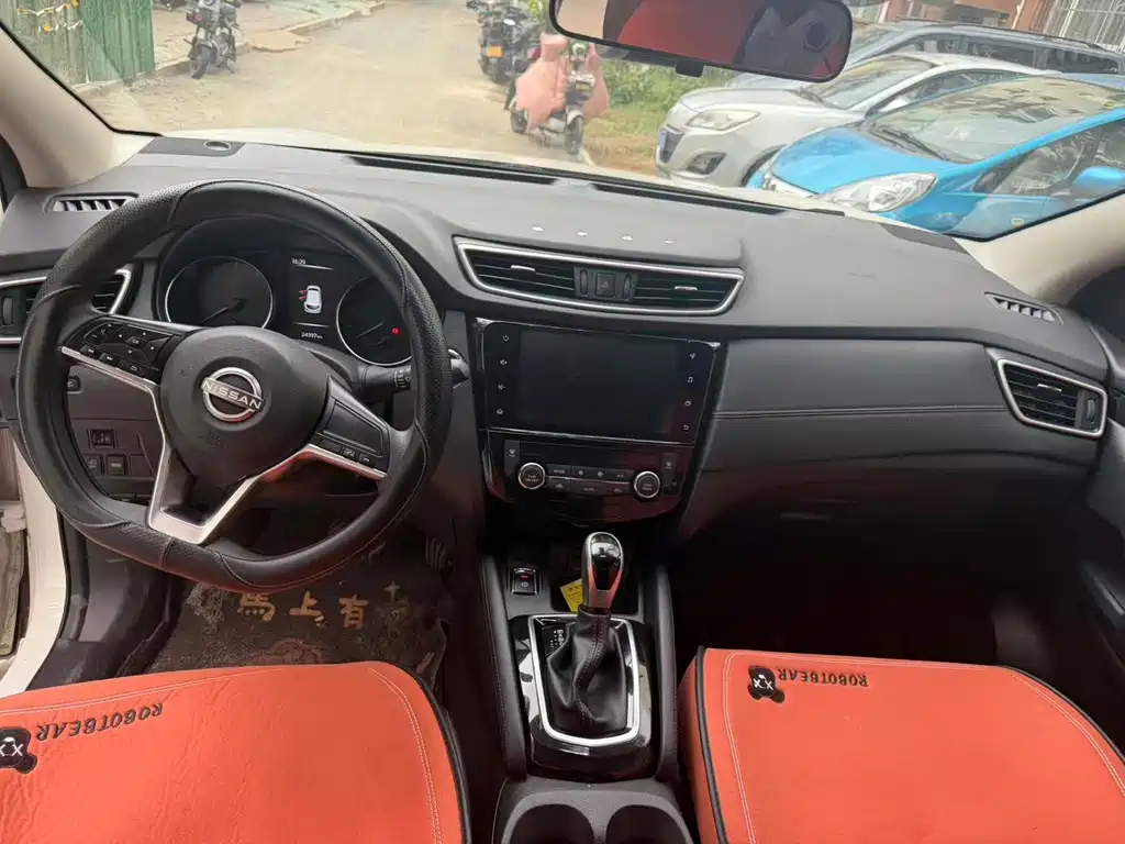 Nissan Qashqai — миниатюра 4