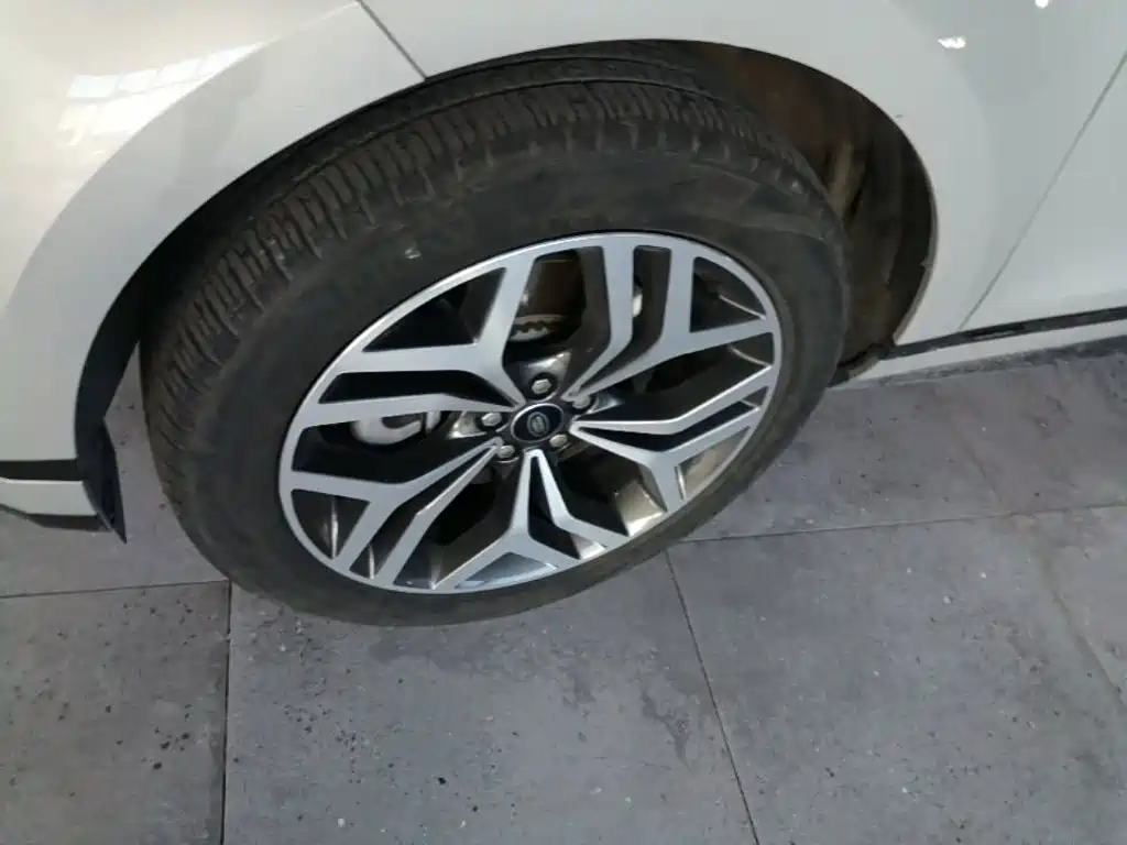Land Rover Evoque — миниатюра 23