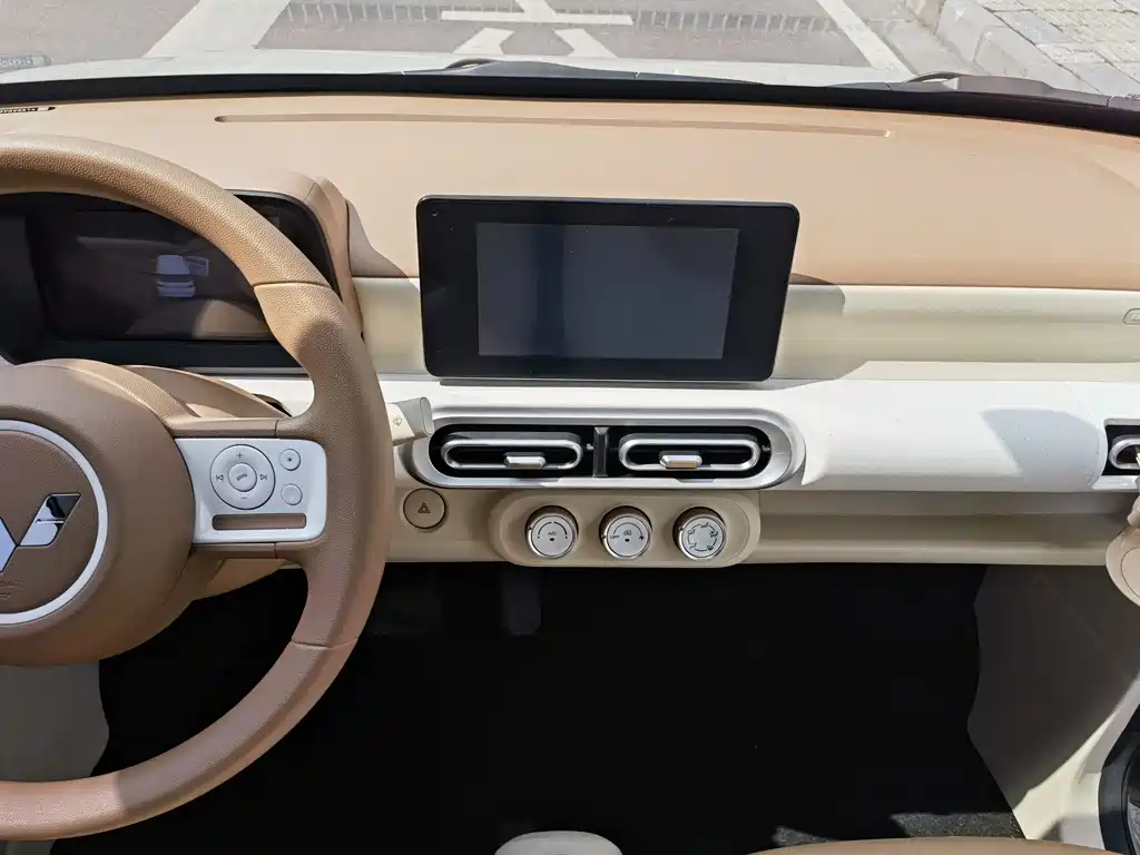Wuling MINIEV — миниатюра 12