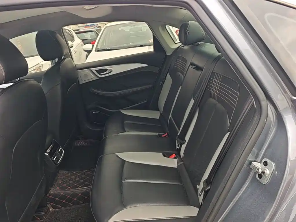 Roewe i6 MAX — миниатюра 17
