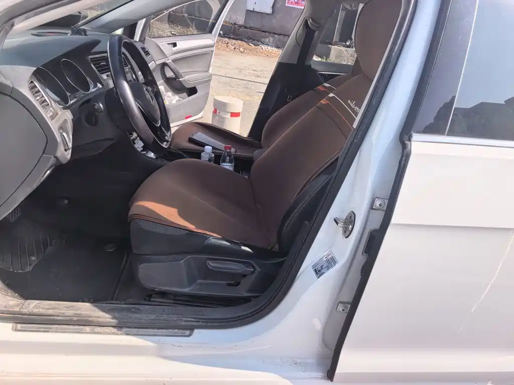 Volkswagen Golf — миниатюра 16