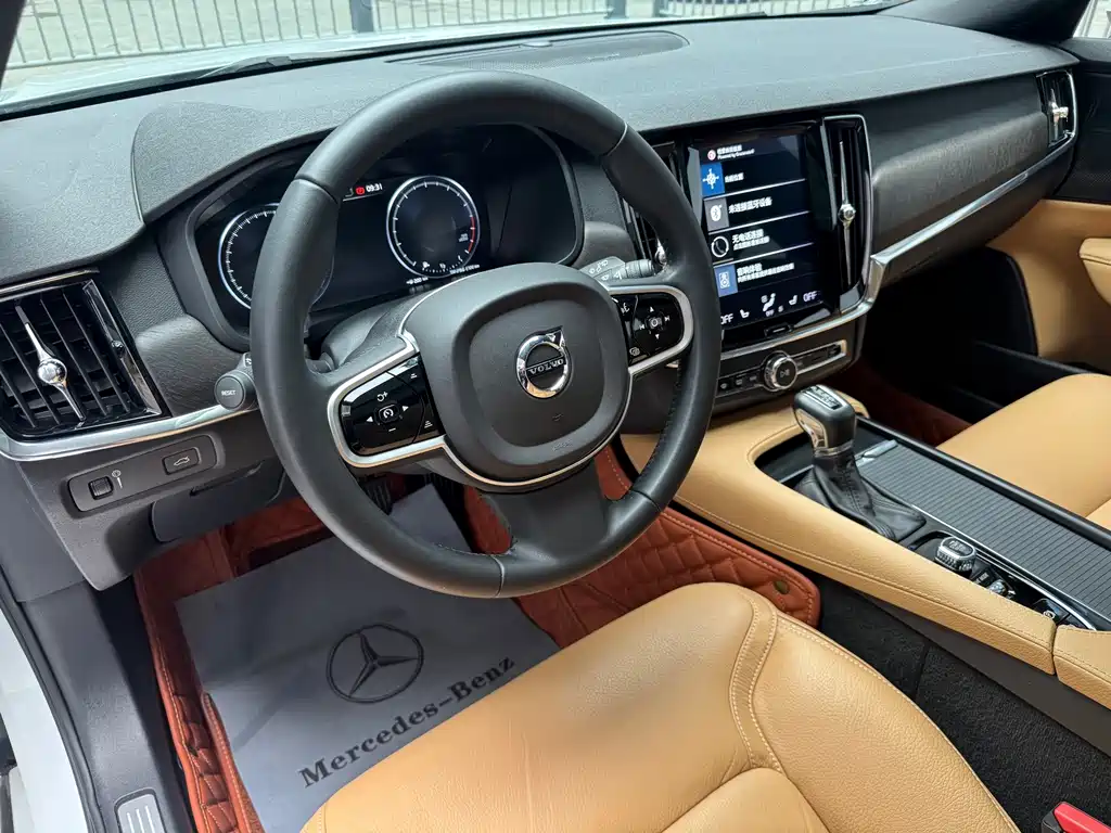 Volvo V90 — миниатюра 12