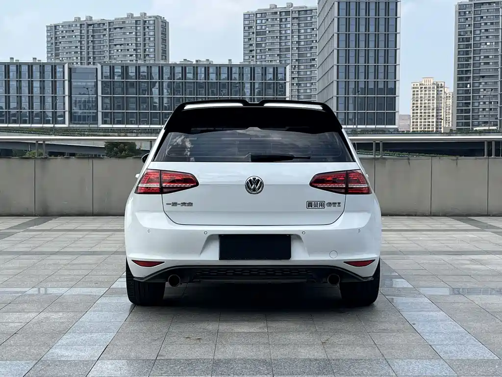 Volkswagen Golf GTI — миниатюра 15
