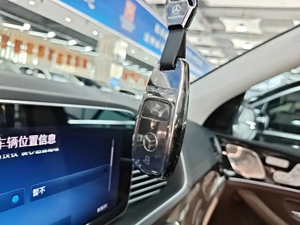 Mercedes-Benz GLE (Import) — миниатюра 9