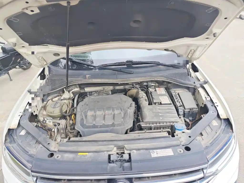 Volkswagen Tiguan L — миниатюра 21