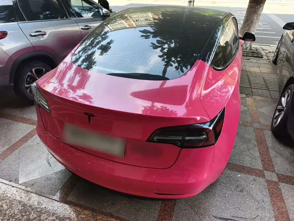 Tesla Model 3 — миниатюра 6