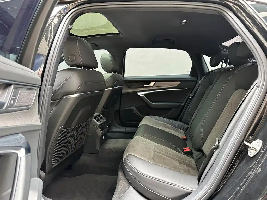 Audi A6L — миниатюра 10