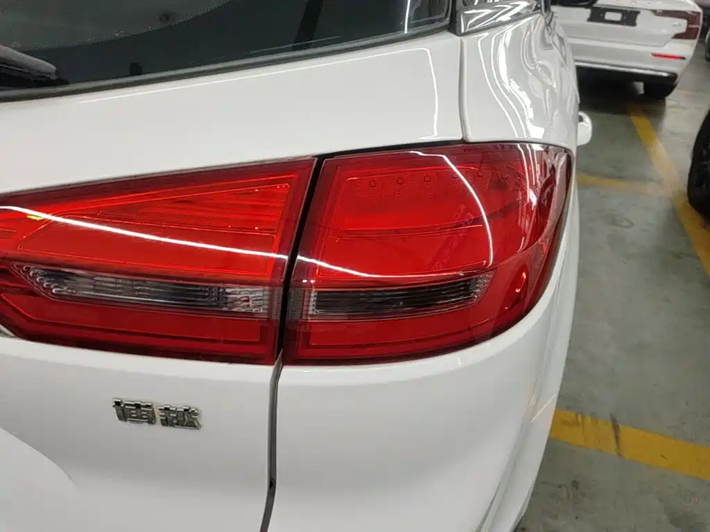 Geely Boyue — миниатюра 24