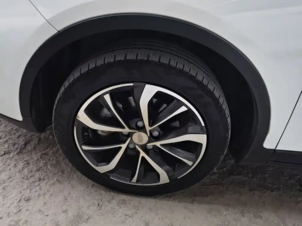 Geely Emgrand GS — миниатюра 23