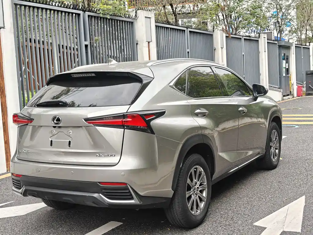 Lexus NX 200 AWD Sharp Fashion Edition China V, фото 6