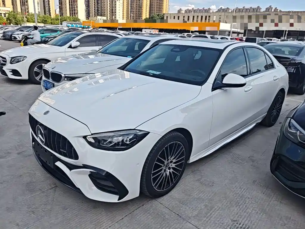 Mercedes-Benz C-Class — миниатюра 2