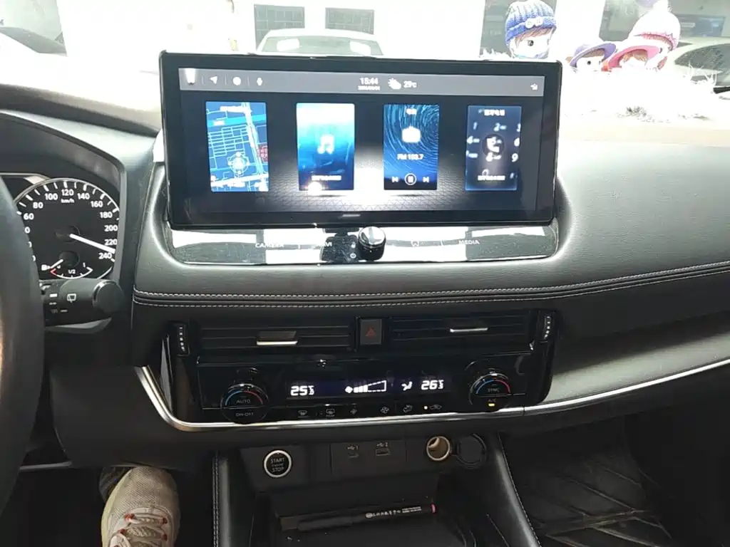 Nissan X-Trail — миниатюра 13