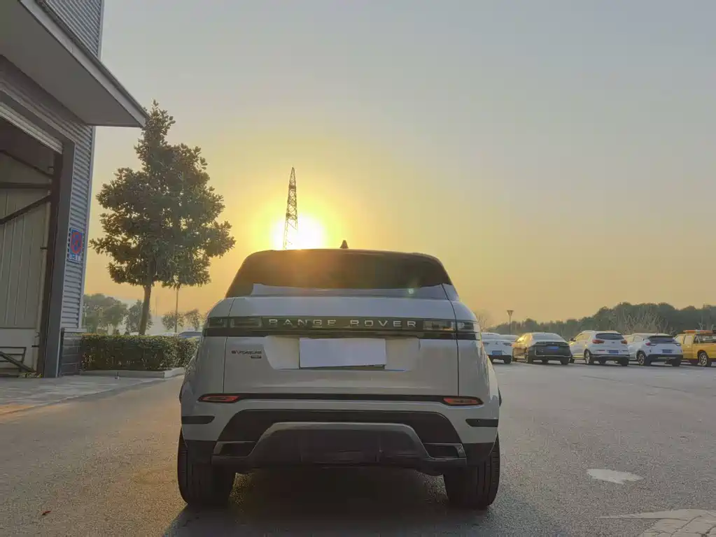 LAND ROVER RANGE ROVER AURORA