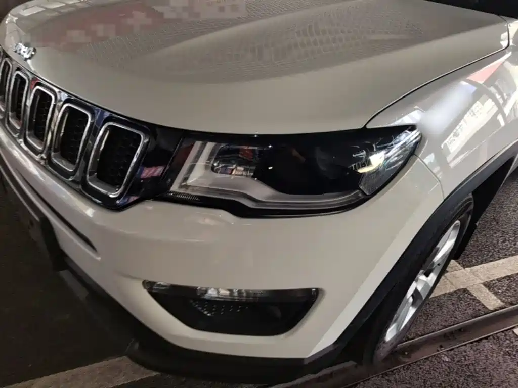 Jeep Compass — миниатюра 24