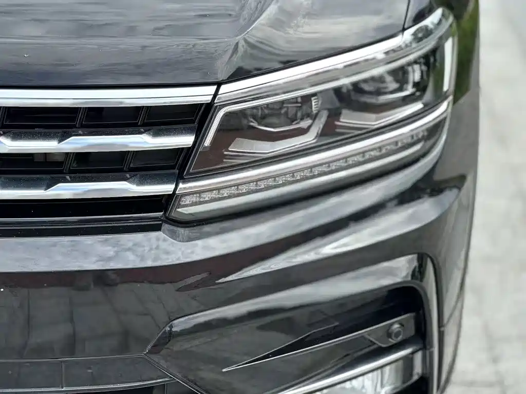 Volkswagen Tiguan L — миниатюра 12