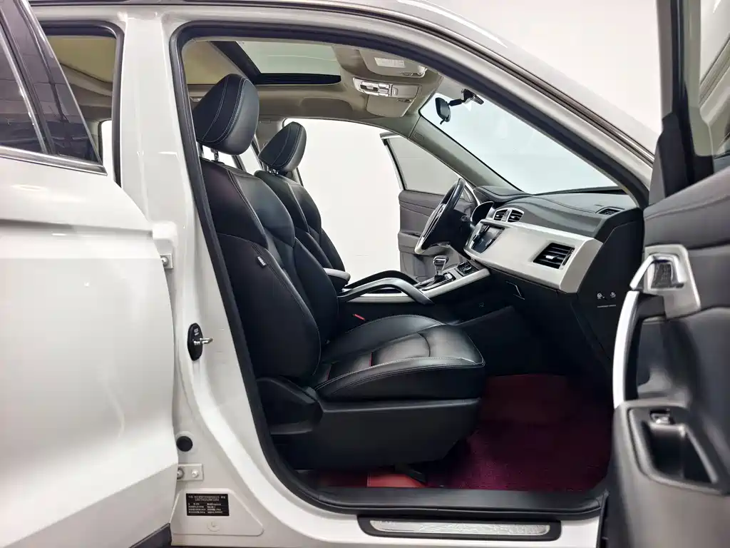 Geely Boyue — миниатюра 14