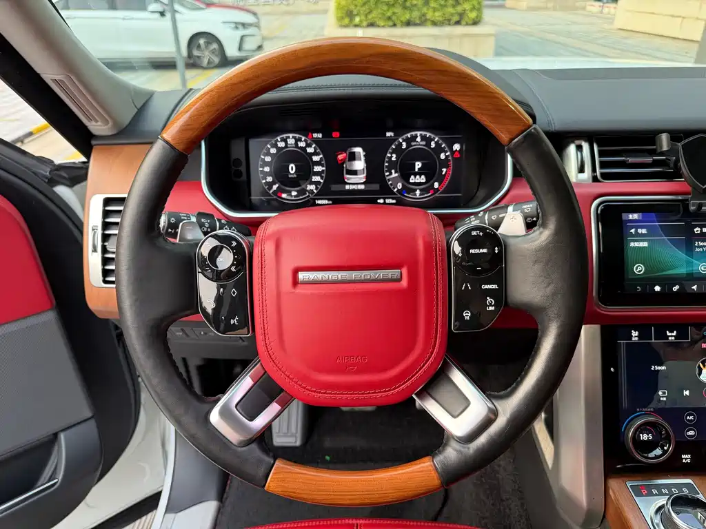 Land Rover Range Rover — миниатюра 9
