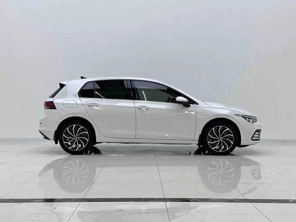 Volkswagen Golf — миниатюра 4