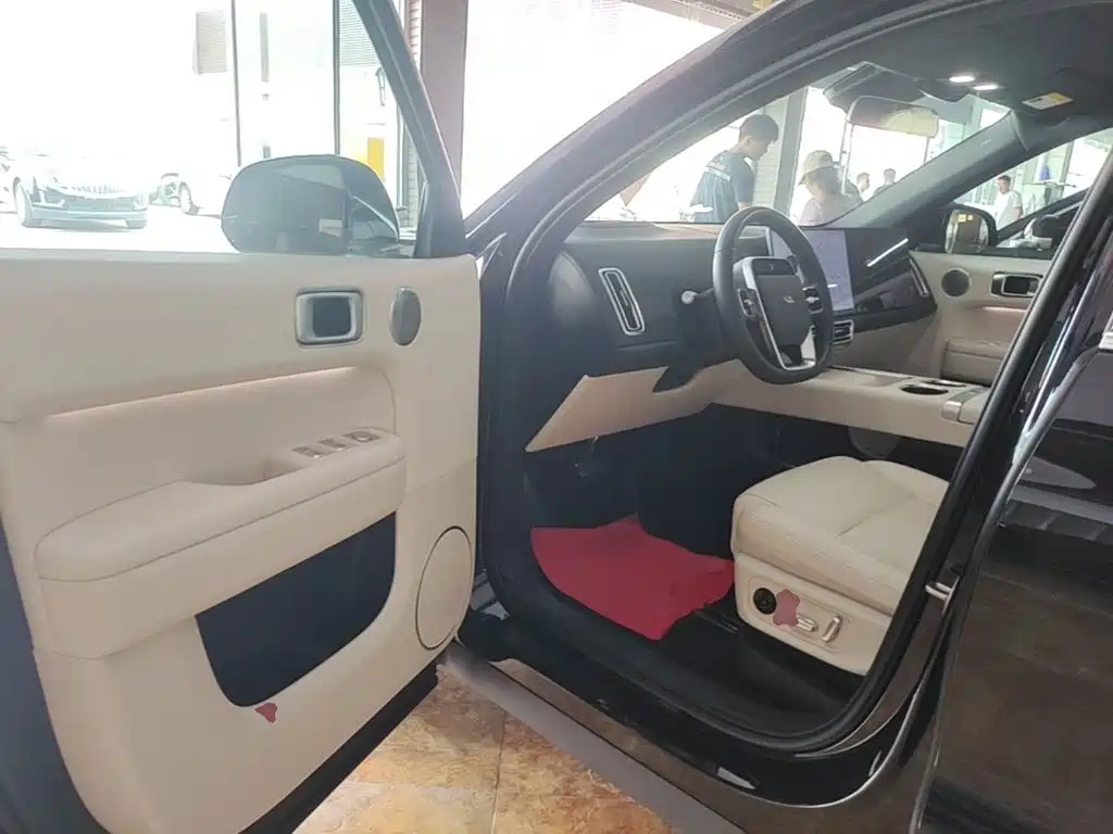Li Auto Li L6 — миниатюра 16